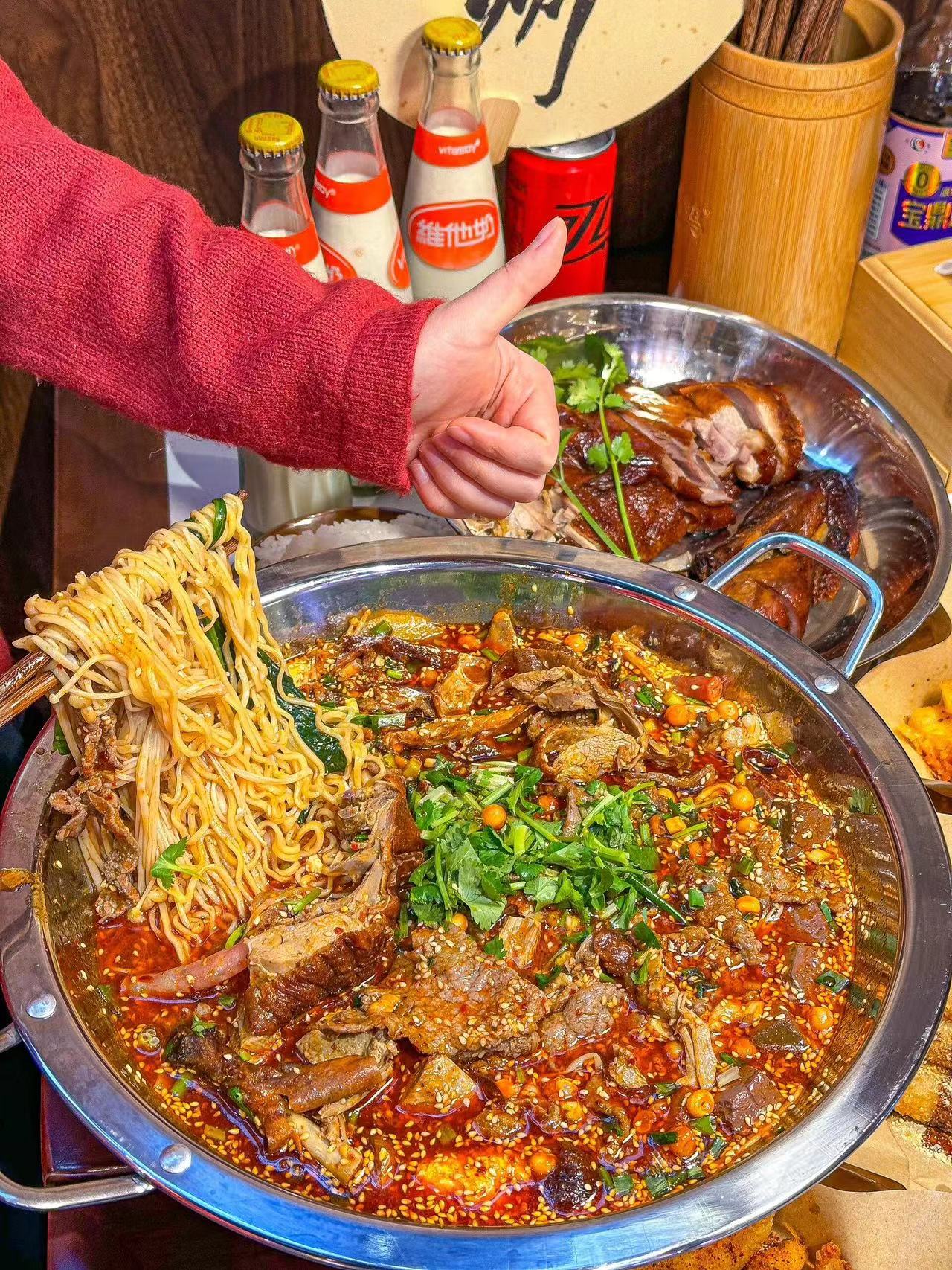 以川冒菜·冒烤鸭全国现在有多少家店？